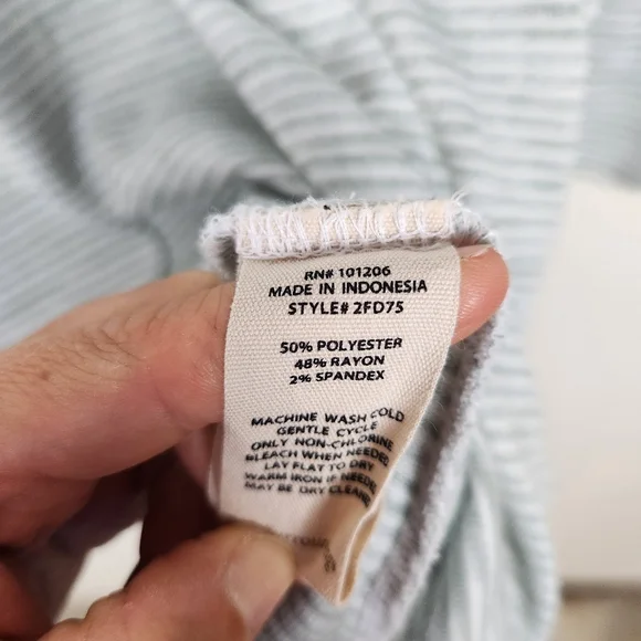 Soft Surroundings Green White Striped Button Detail Long Sleeve Tunic Top Sz S - Picture 6 of 7